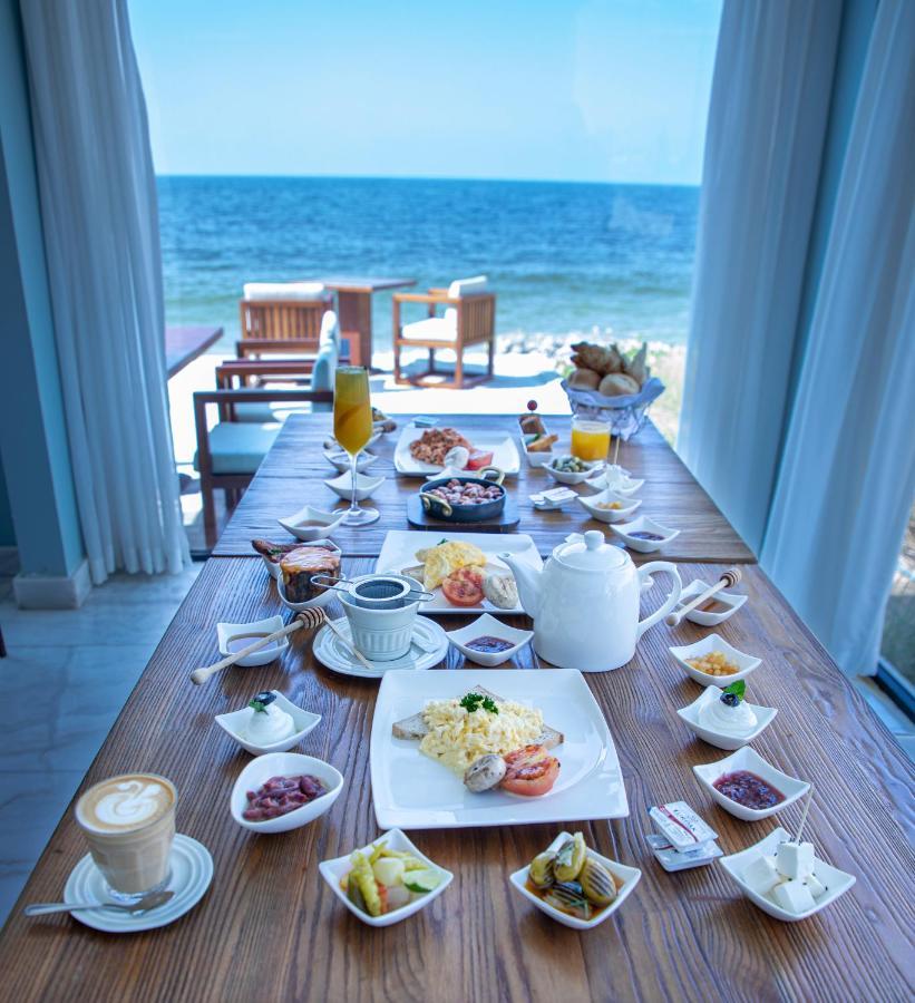 Caravana Beach Resort Al Zorah Ajman Exterior foto